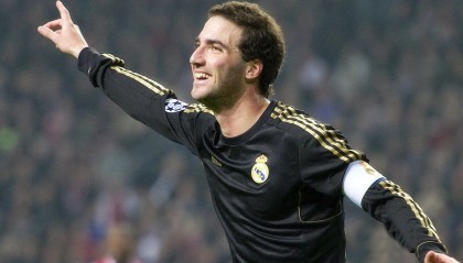 -战术奏效！德布劳内双翼齐飞压制利物浦整场无力还手